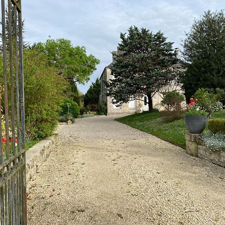 Domaine De La Perthuiserie Saint-Porchaire ภายนอก รูปภาพ